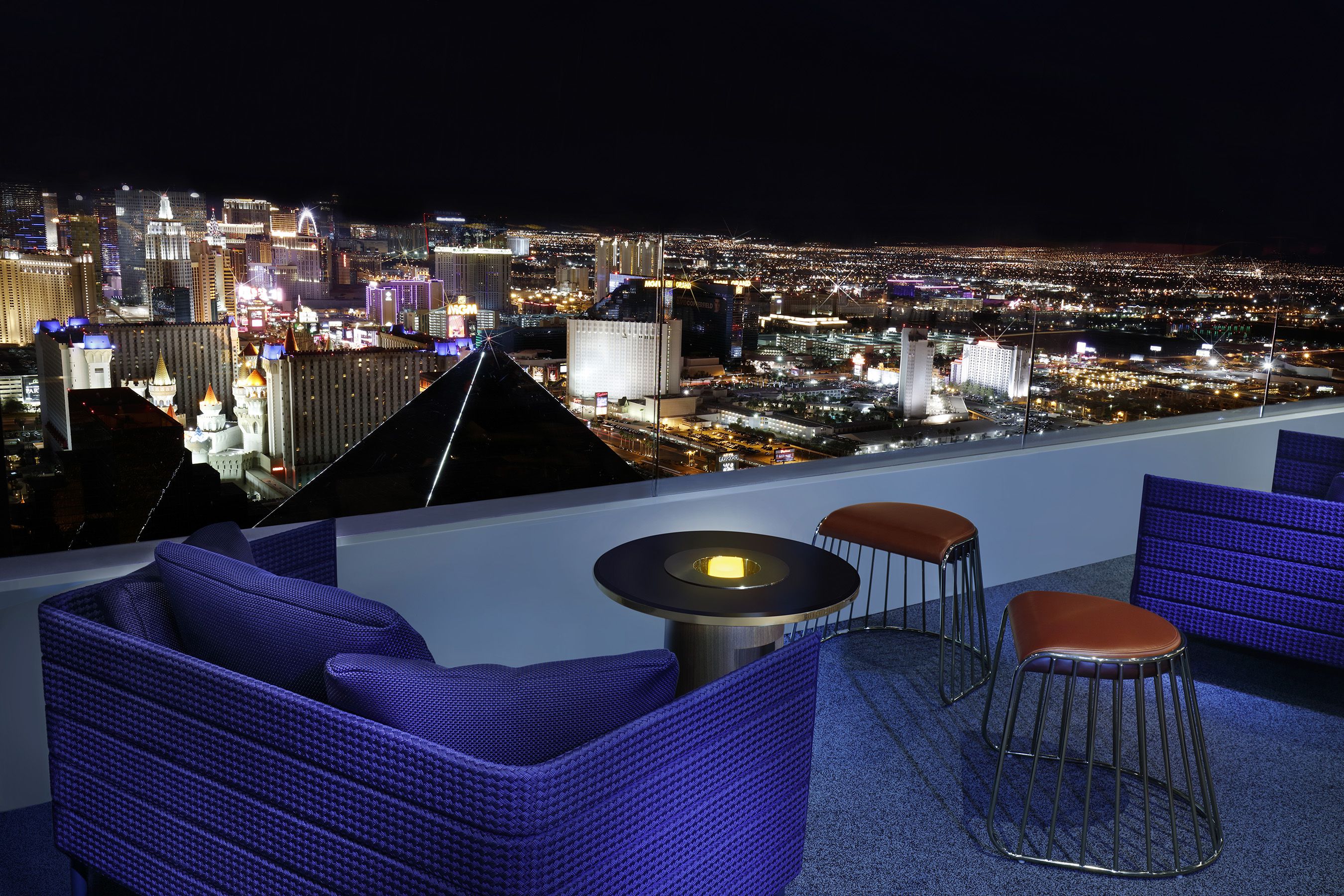 Skyfall Lounge at Delano Las Vegas: A Sophisticated Rooftop Experience