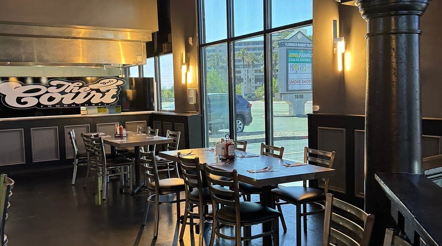 Court Café: A Must-Visit Brunch Spot in Las Vegas for Delicious Southern Comfort Food