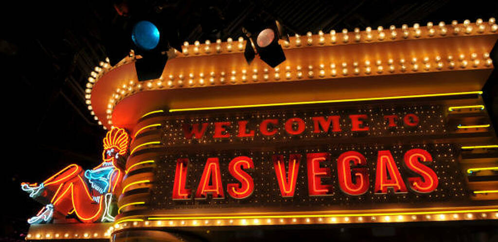 Ring in 2025: New Year’s Eve Celebration at Hilton Lake Las Vegas