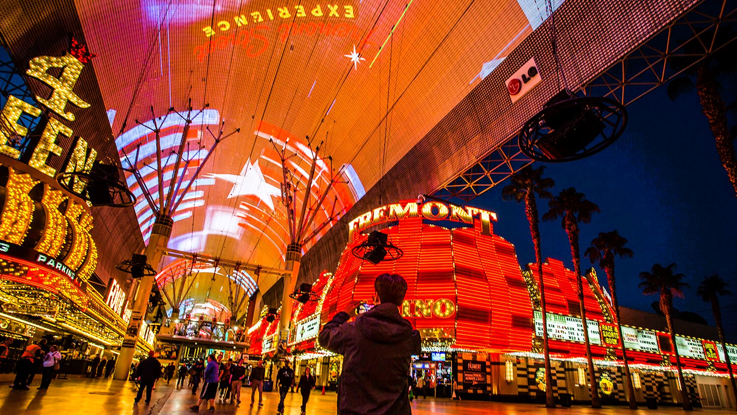 Discover Fremont Street Experience: The Best Inexpensive Attraction in Las Vegas